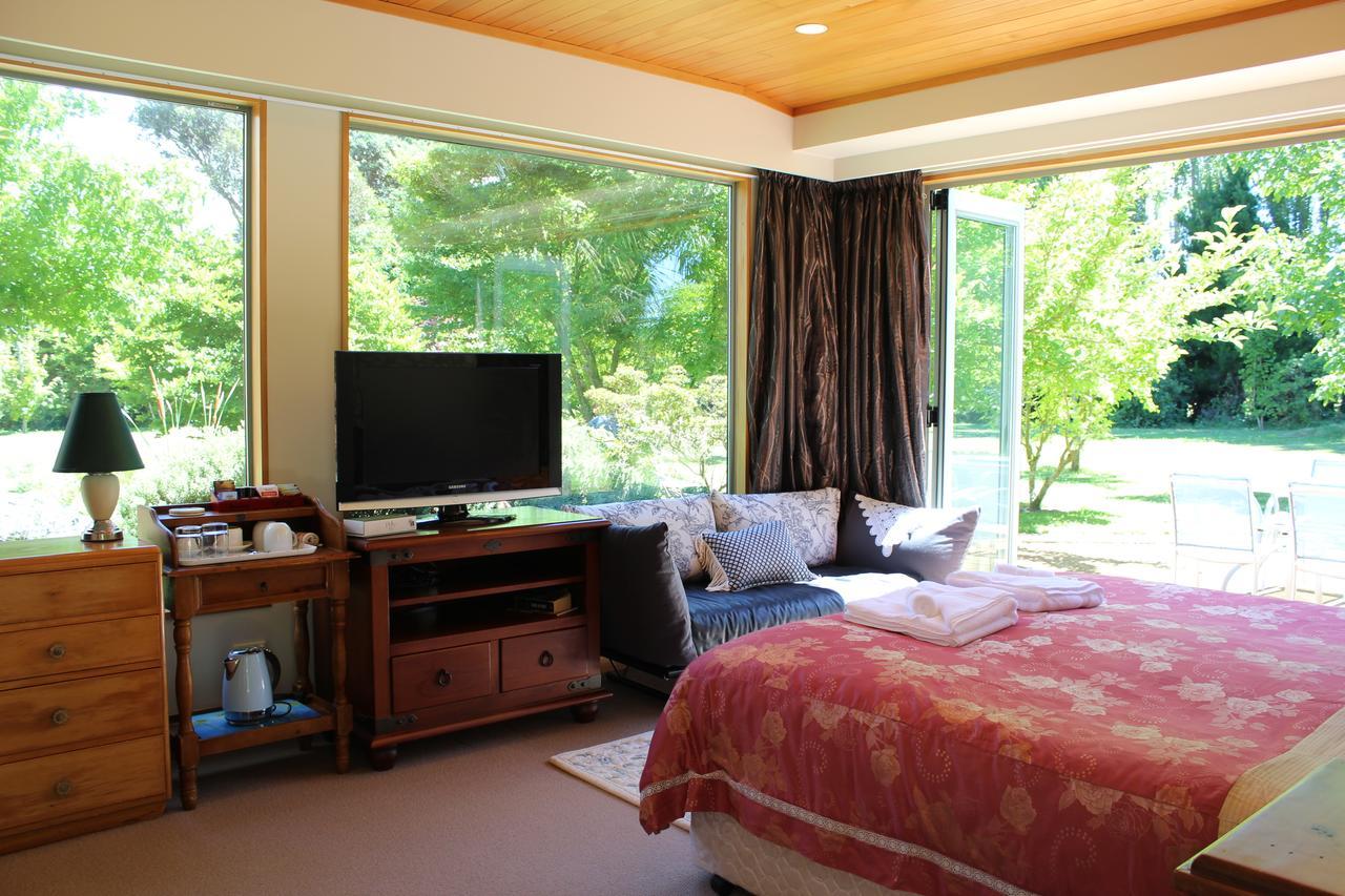 Shamrock Garden B&B Airport Christchurch Exterior photo